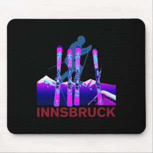 Innsbruck Skifahren und Snowboardfahren Retro 90er Mousepad