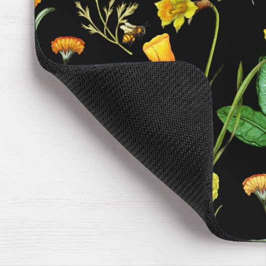 Insekten auf KräuterPflanze Mousepad (Ecke)