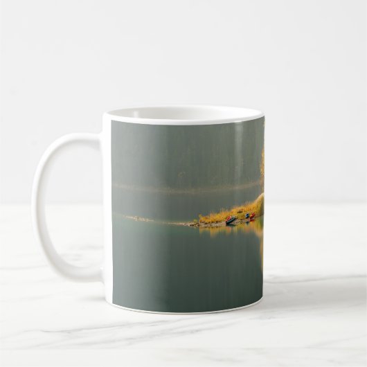 INSEL UMGEBEN VON WASSER KAFFEETASSE (Links)