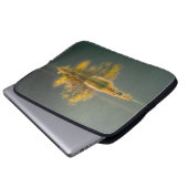 INSEL UMGEBEN VON WASSER LAPTOPSCHUTZHÜLLE (Vorne Knopf)