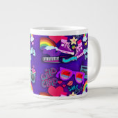Insgesamt achtzig Lila Fun New Wave Collage Jumbo-Tasse (Vorderseite Rechts)
