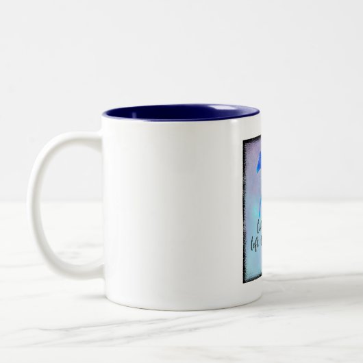 Inspirationsangebot mit einem Pferd, das frei läuf Zweifarbige Tasse (Links)