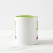 Inspirationsbewusste Gutes kommt denjenigen zu, di Zweifarbige Tasse (Mittel)