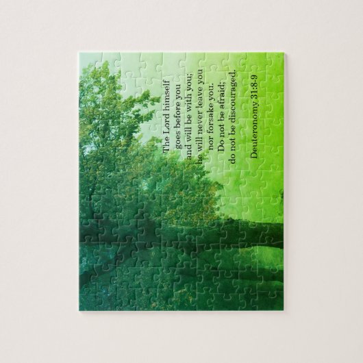 Inspirationsbibelverse aus der Deuteronomie 31:8-9 Puzzle (Vertikal)