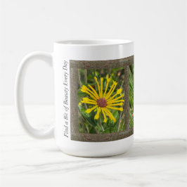 Inspirationskaffee-Tasse mit gelben Blumen Kaffeetasse