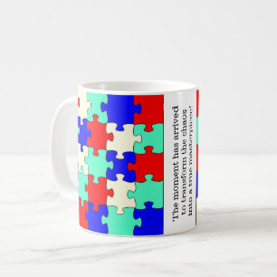 Inspirationslustige, farbenfrohe Puzzleteile Kaffeetasse