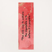 Inspirationsmonogramm: Schwarz auf Rot | Yogamatte (Vorderseite)