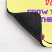 Inspirationstypografie Zitat mit Zeichnend Blume Mousepad (Ecke)