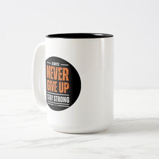 Inspirative Kaffeetasse 'Gib Niemals Auf' (Vorderseite Links)
