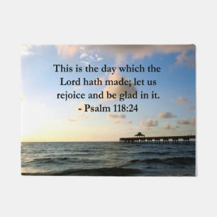 INSPIRIER von PSALM 118:24 VERSE Fußmatte