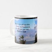 INSPIRIEREND MATTHEW 11:28 SCRIPTURE-DESIGN KAFFEETASSE (Vorderseite Links)