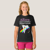 INSPIRIEREND PERSONALISIERTES WASSERMÄDCHEN T-Shirt (Vorne ganz)