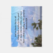 INSPIRIEREND RUMÄNE 8:28 FLEECEDECKE (Vorderseite)