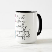 Inspirierend Sie ist Mama Tasse (VorderseiteRechts)