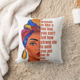 inspirierende afrikanische Amerikanerin mit Zitat Kissen