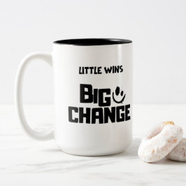 Inspirierende kleine Siege große Veränderung MiLit Zweifarbige Tasse