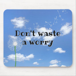 inspirierendes Zitat mit weißem Leuchter Mousepad