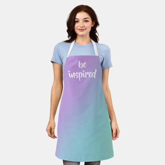 "Inspiriert" Weiche Pastel Gradient Schürze (Getragen)