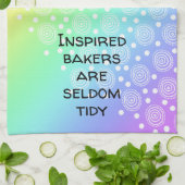 Inspirierte Bäcker sind selten Tidy Rainbow Geschirrtuch (Gefaltet)