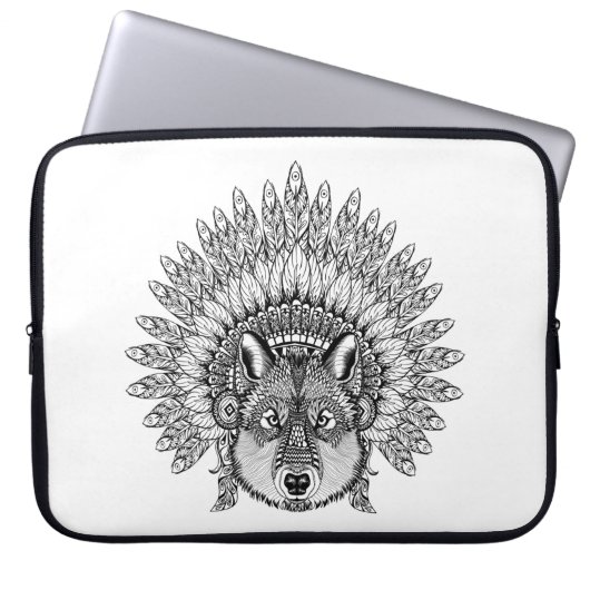 Inspirierter Wolf in mit Federn versehener Laptopschutzhülle (Vorderseite)