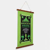 Inspirierter Zirkus Wandteppich Mit Holzrahmen (Gewinkelt)