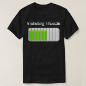 Installation von Muskel 1 T-Shirt (Design vorne)