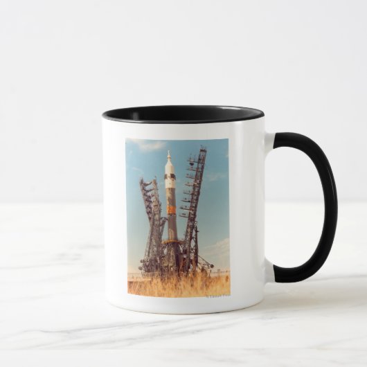 Installation von Sojus-Raumfahrzeugen in Baikonur Tasse (Rechts)