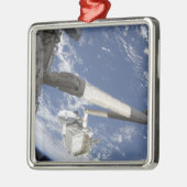 Integrierter Frachtführer Silbernes Ornament (Links)