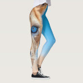 Intense Blue Eyed Lion Desert Horizon Art Wrap Leggings (Rechts)