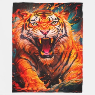 Intensives Tigerporträt in Flammen Fleecedecke