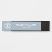 Interchangeable Dusty Blue Custom Business Logo Türschild (Vorderseite )