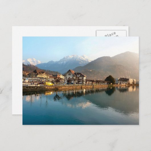 Interlaken West Station und Fluss Postkarte (Vorne/Hinten)