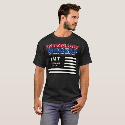 INTERLUDE MODELS Grundfarbiger T - Shirt (Vorne ganz)