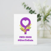 International Women's Day 2026 IWD Give To Gain Postkarte (Stehend Vorderseite)
