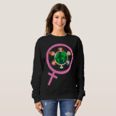 International Women's Day Embrace Equity Sweatshirt (Vorne ganz)