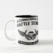 Internationale Flotten-Kampf-Schule Ender Zweifarbige Tasse (Links)