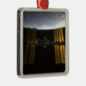 Internationale Raumstation 10 Ornament Aus Metall (Rechts)