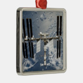 Internationale Raumstation 14 Ornament Aus Metall (Rechts)