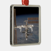 Internationale Raumstation 16 Silbernes Ornament (Rechts)