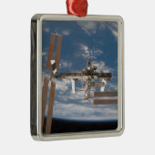 Internationale Raumstation 17 Silbernes Ornament (Rechts)