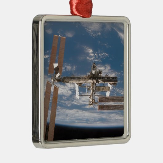Internationale Raumstation 17 Silbernes Ornament (Rechts)
