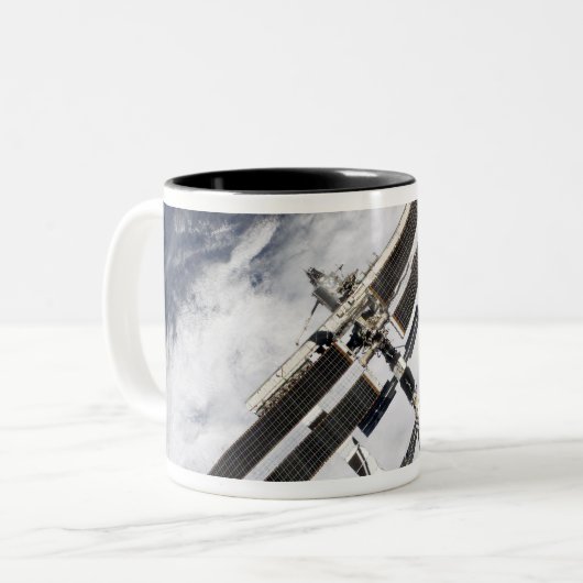 Internationale Raumstation 20 Zweifarbige Tasse (Vorderseite Links)