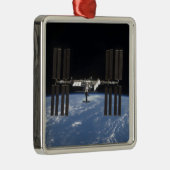 Internationale Raumstation 9 Ornament Aus Metall (Rechts)