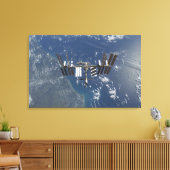 Internationale Raumstation im Orbit 3 Leinwanddruck (Insitu (Wohnzimmer))