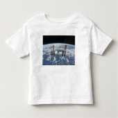 Internationale Raumstation im Orbit Kleinkind T-shirt (Vorderseite)