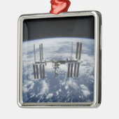 Internationale Raumstation im Orbit Ornament Aus Metall (Links)