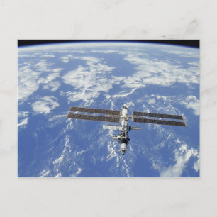 Internationale Raumstation im Umlauf der Erde Postkarte