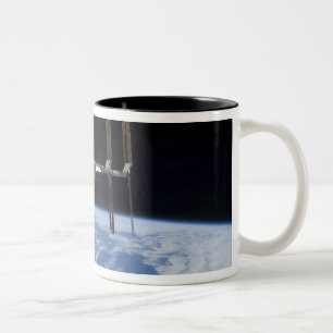 Internationale Weltraumstation 11 Zweifarbige Tasse