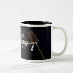 Internationale Weltraumstation 24 Zweifarbige Tasse
