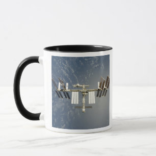 Internationale Weltraumstation backdropped Tasse